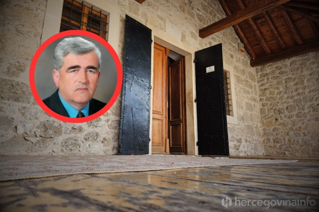 Suvenirnica na Starom mostu