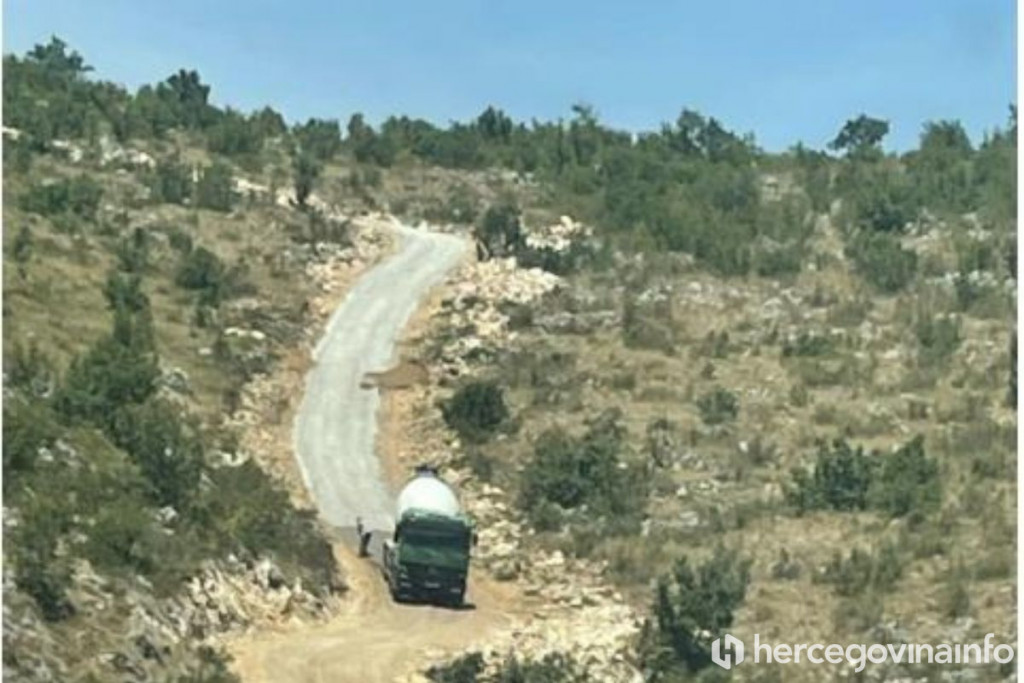 Takačev put poljoprivredno zemljište enersol