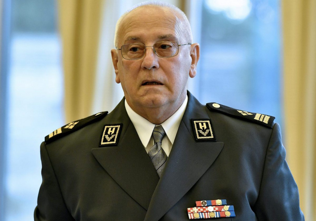 Umro general Ante Roso