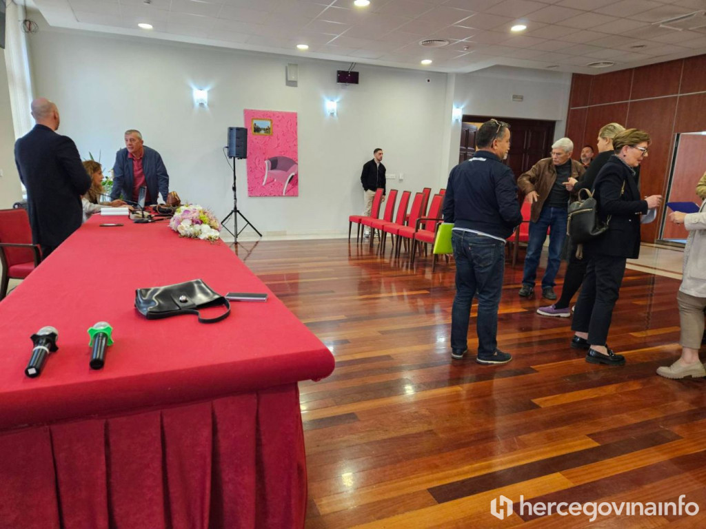 Javna rasprava u Gradskoj vijećnici