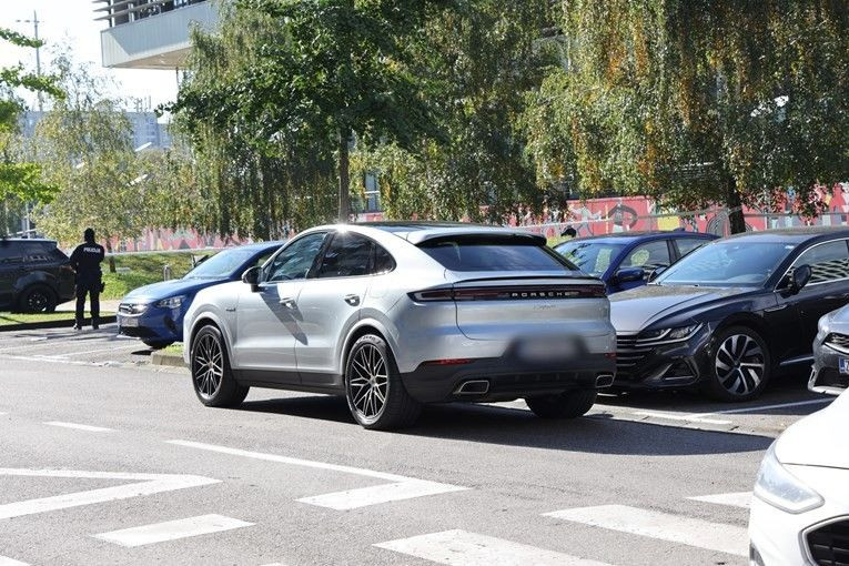 Leom Lučić propucao Denisa Mustafčića