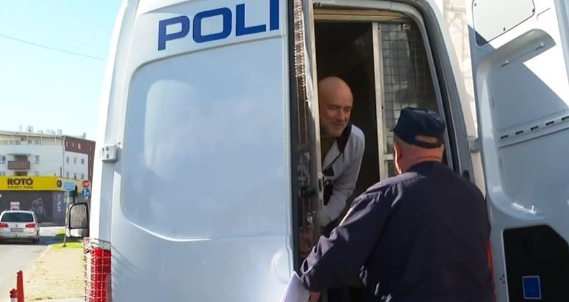 Leon Lučić pjevao narodnjak