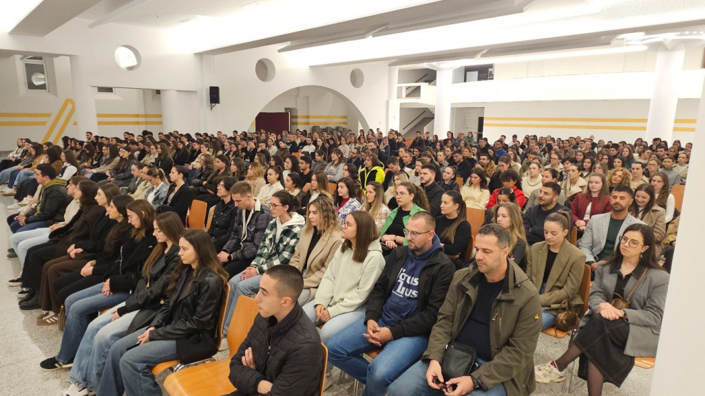 vjeronauk mladi Franjevačka crkva