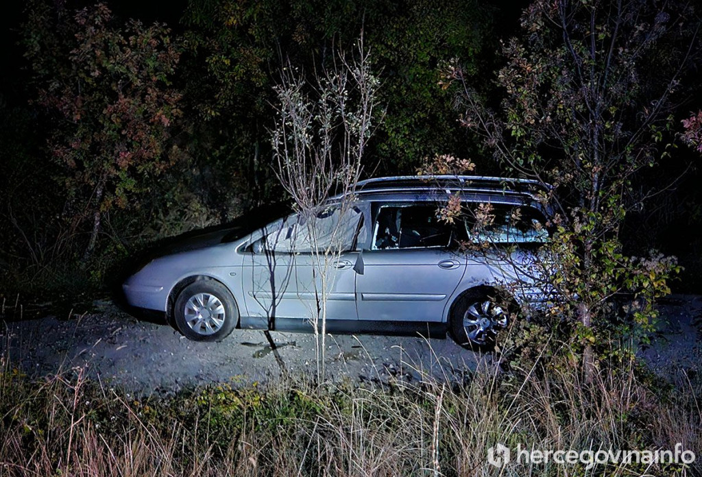 Citroen Žovnica migranti