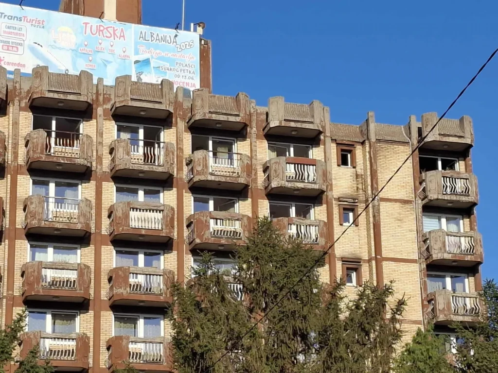 Dom za umirovljenike u Tuzli