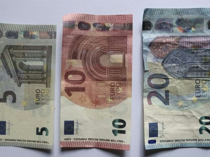 filmske lažne novčanice euri