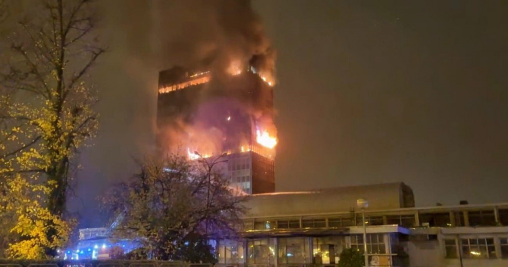 Gori zgrada Vjesnika u Zgrebu