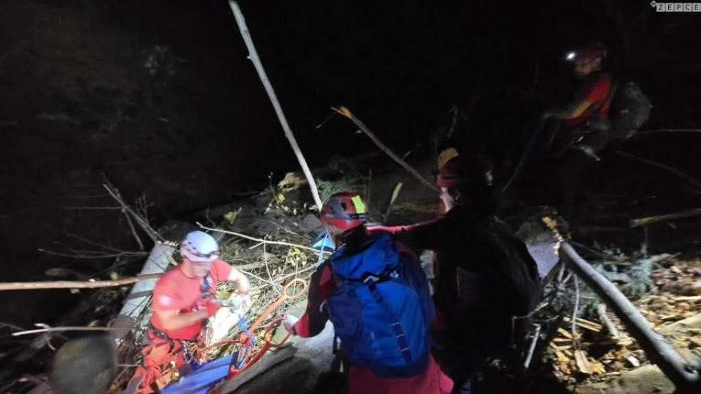 GSS Žepče kod Želeće izvukao tijelo poginulog šumskog radnika 
