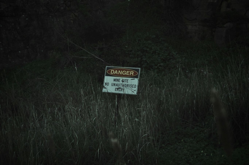 mine upozorenje na opasnost