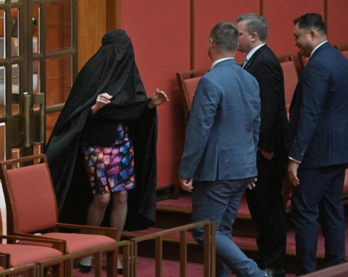 Senatorica Pauline Hanson burka