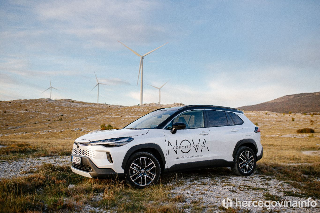 Toyota Corolla Cross 2025 