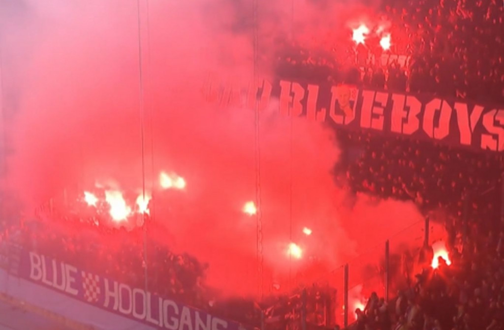 UEFA zbog izgreda navijača kaznila Dinamo