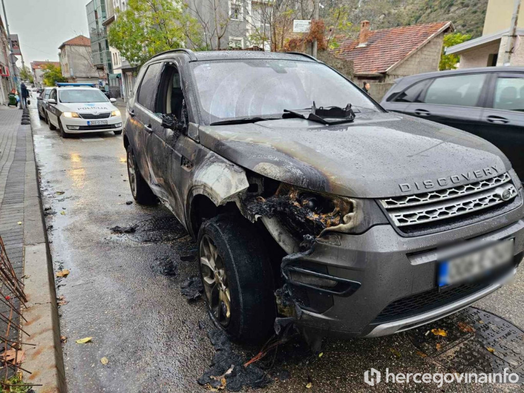 zapaljeno vozilo Mostar