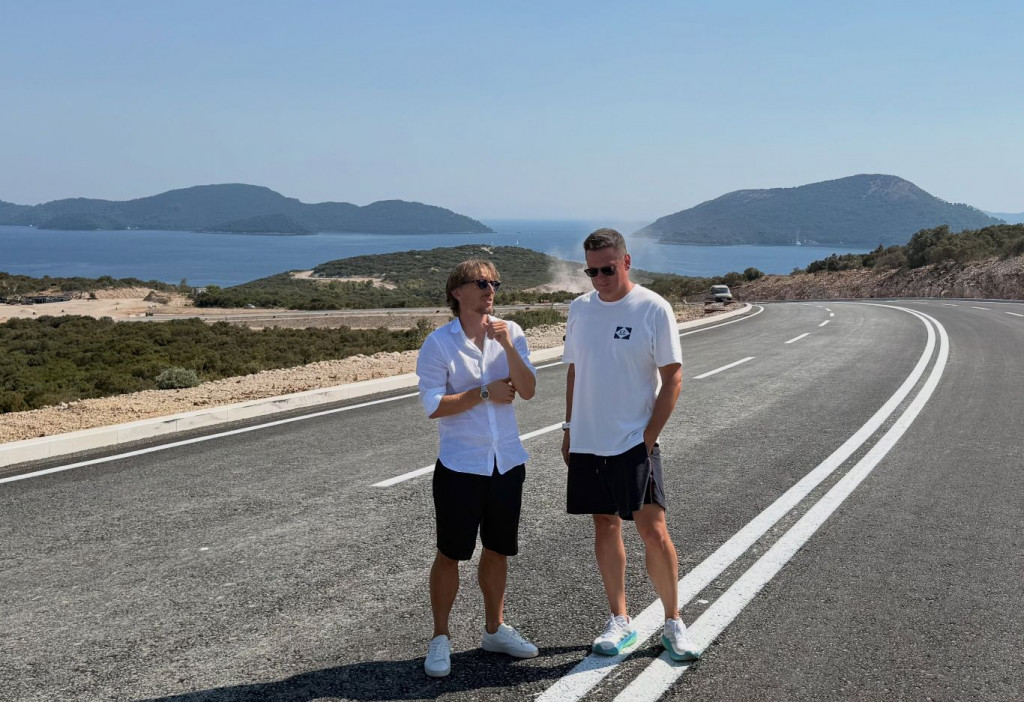 Luka Modrić posjetio gradilište kod Neuma
